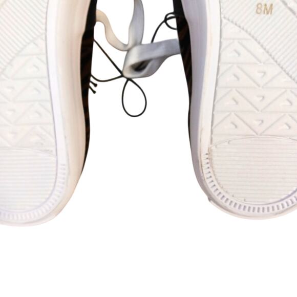 NEW! GUESS Tiger Animal Print Sneakers Womens 8 Brown Velour Avant Garde Glam - Picture 10 of 16